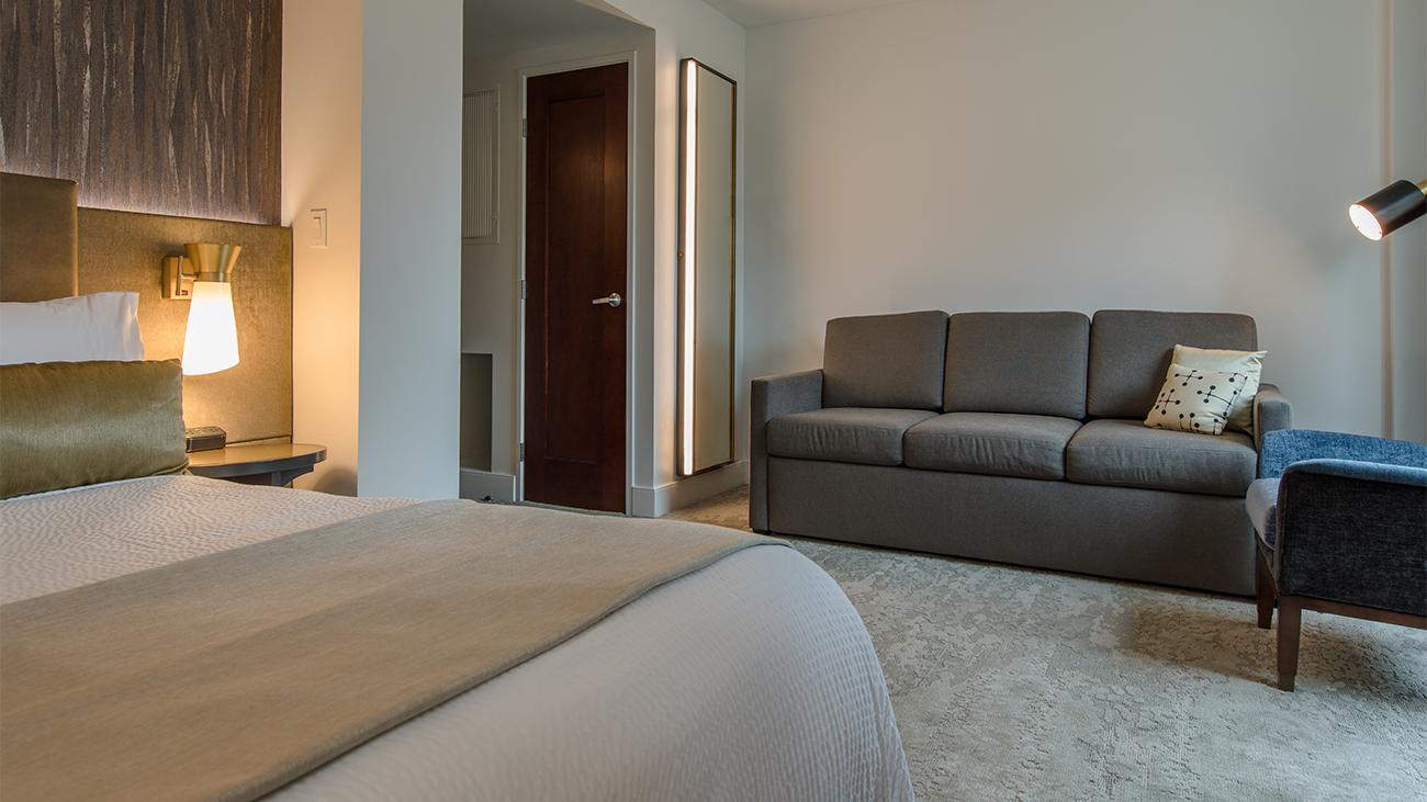 King Guestroom
